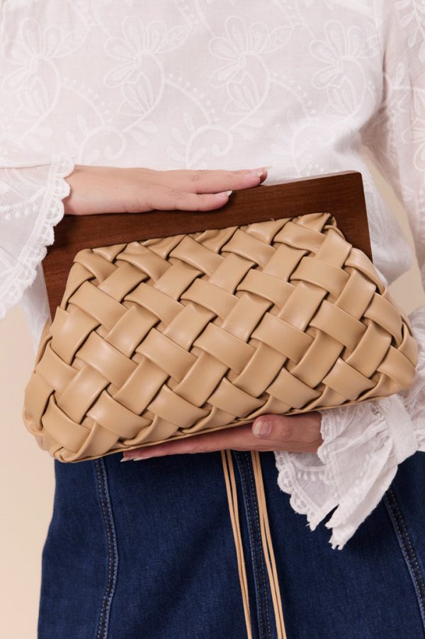 Vivienne Weave Timber Frame Clutch