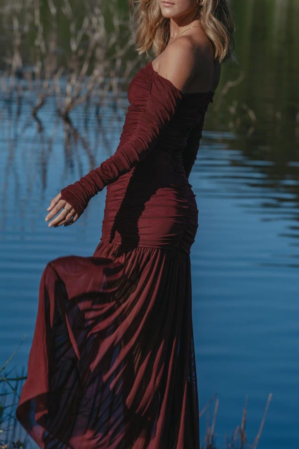 Echo Hourglass Midi Dress - Image 3