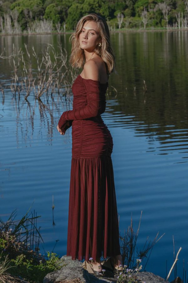 Echo Hourglass Midi Dress - Image 2