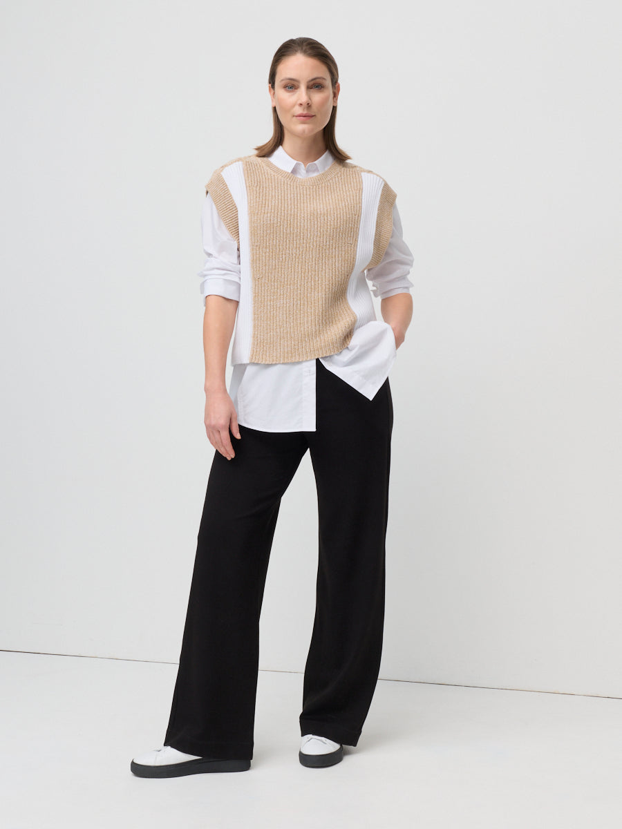 Chunky Cable Contrast Knit