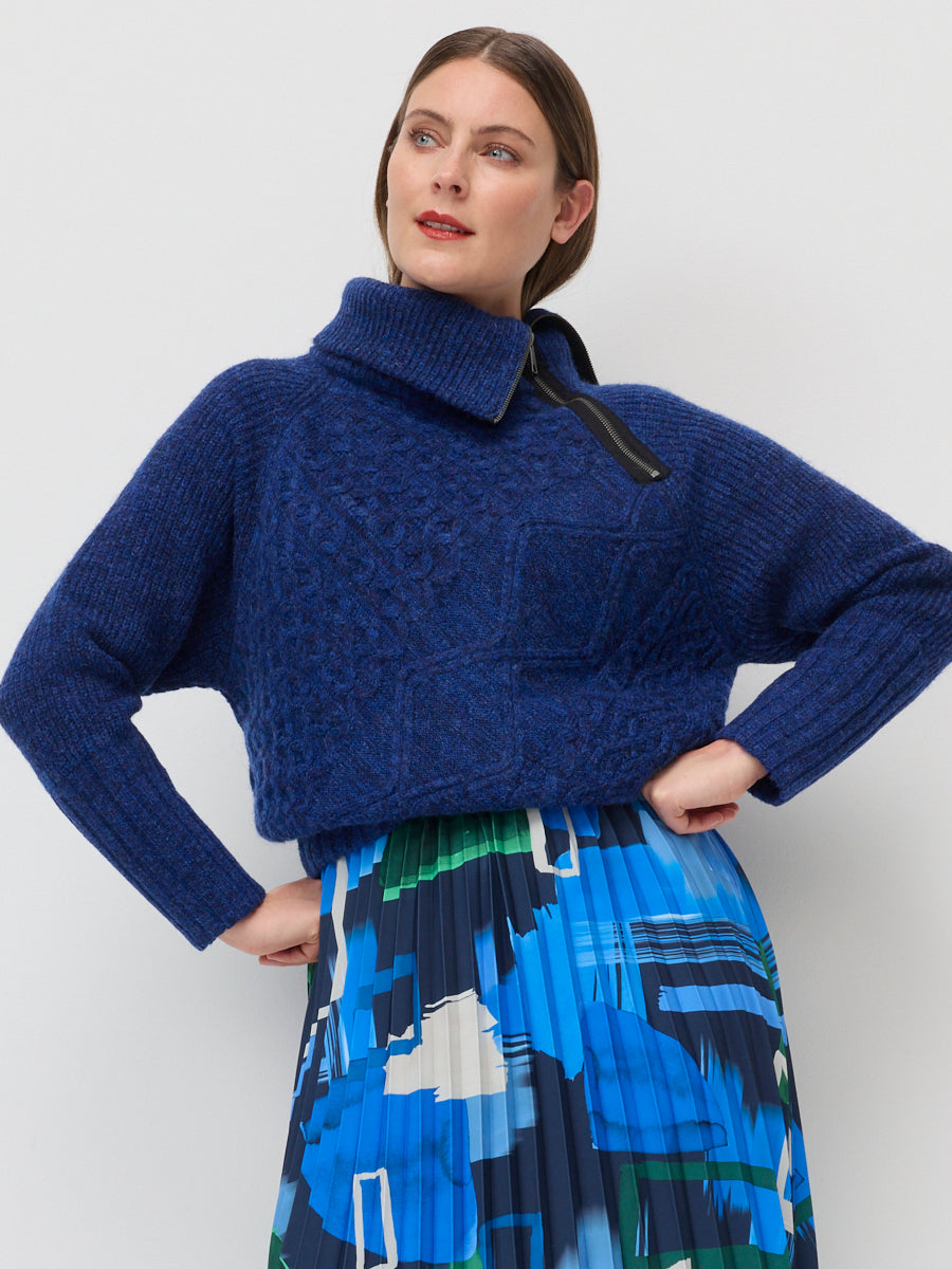 ZIP COLLAR SWEATER